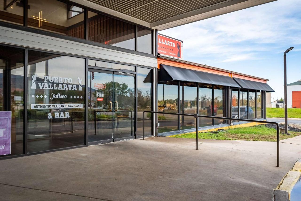 Ramada By Wyndham Cedar City Zewnętrze zdjęcie