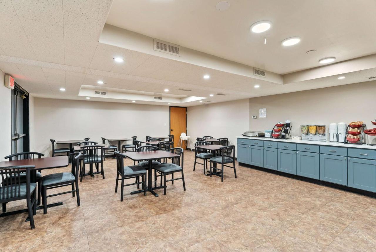 Ramada By Wyndham Cedar City Zewnętrze zdjęcie