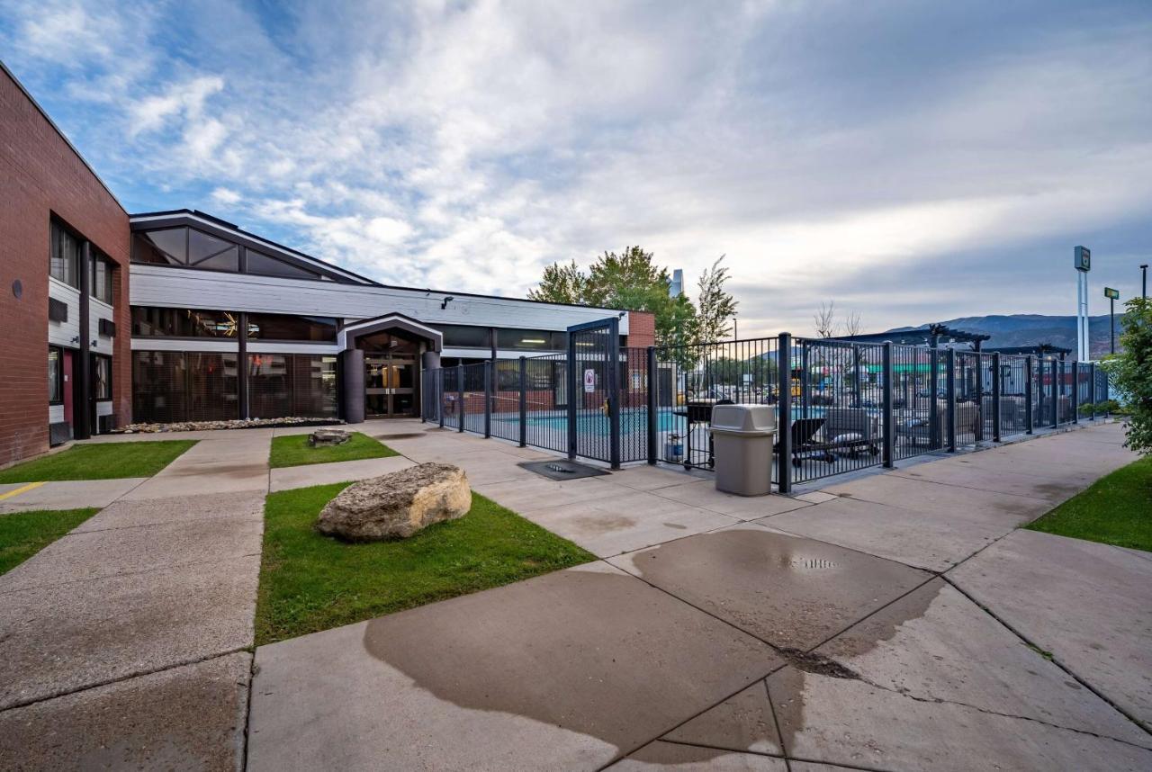 Ramada By Wyndham Cedar City Zewnętrze zdjęcie