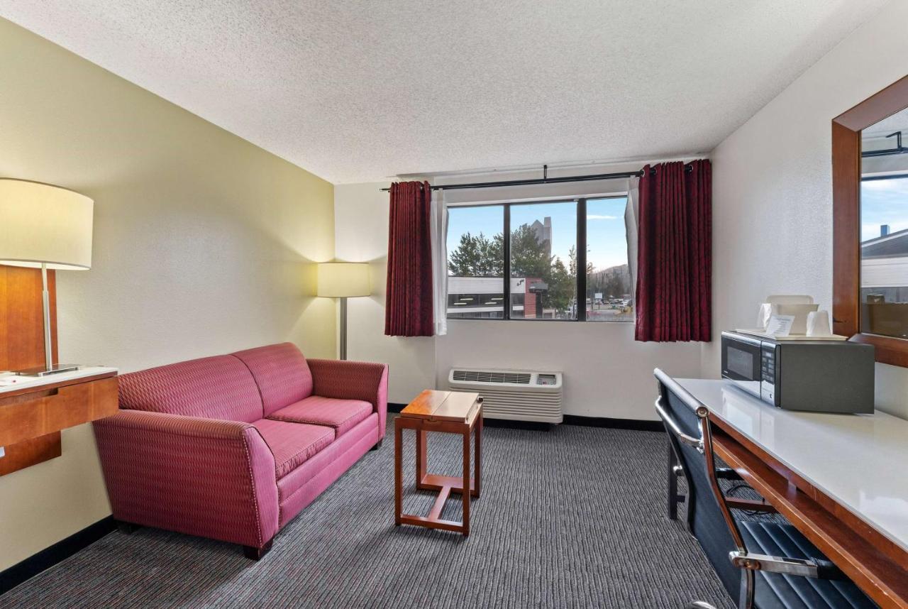 Ramada By Wyndham Cedar City Zewnętrze zdjęcie
