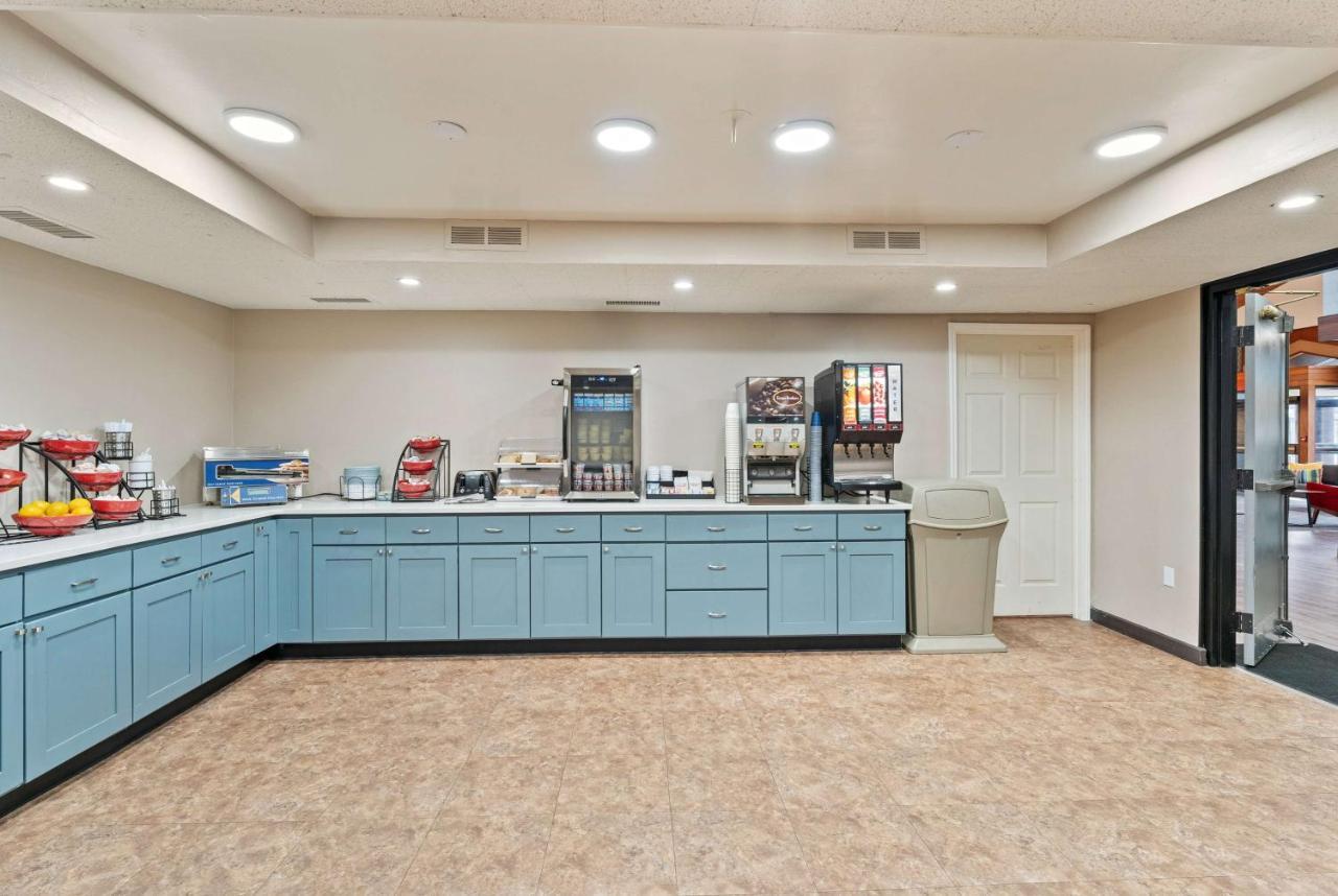 Ramada By Wyndham Cedar City Zewnętrze zdjęcie