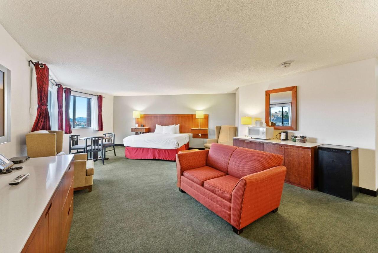 Ramada By Wyndham Cedar City Zewnętrze zdjęcie